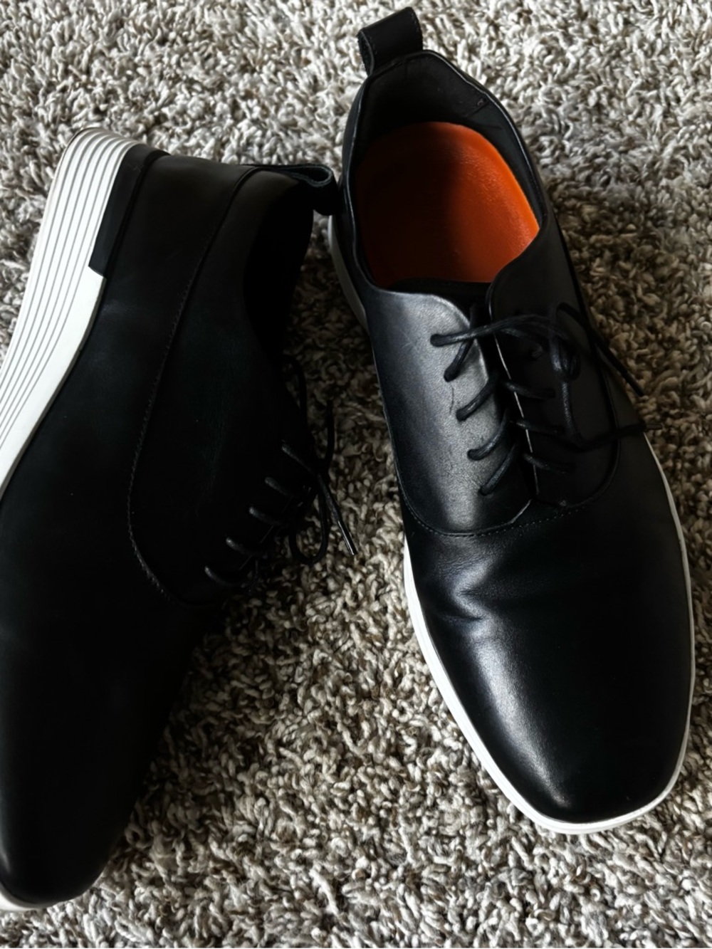 Men Black Leather  
Lightweight Sole wolf & shepherd black white crossover 10.5 - Picture 3 of 10